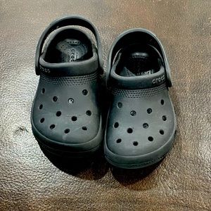 Toddler Black Crocs, size 8